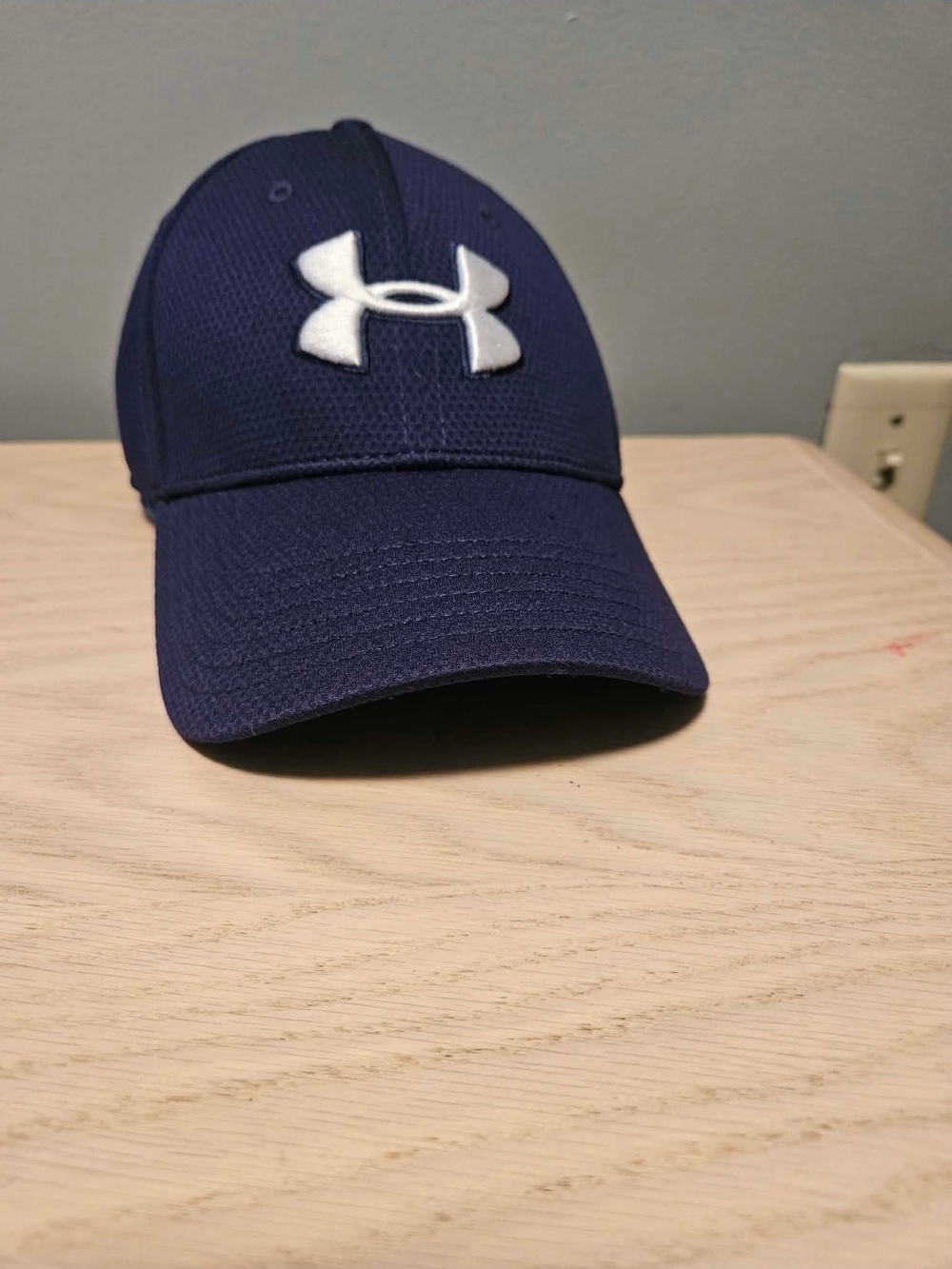Under Armour Men’s Navy Performance Cap
